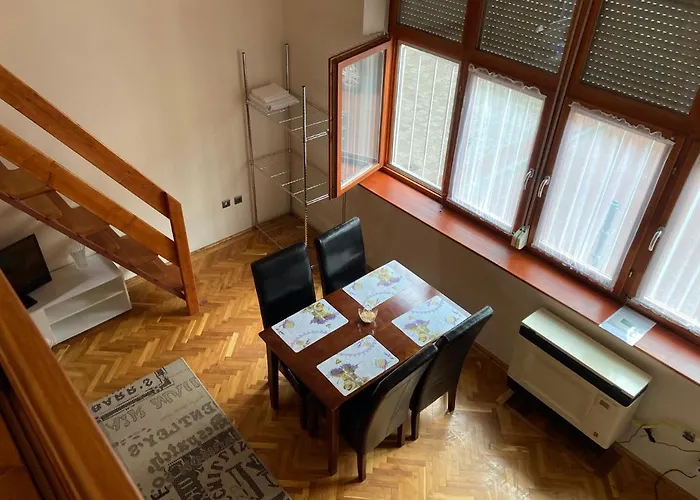 Halkoz Apartment